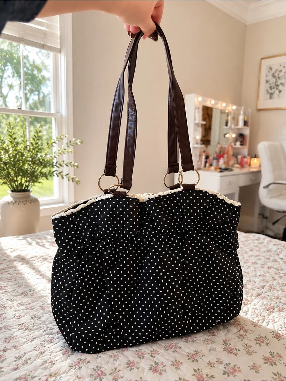 🎀 Polka Dot Bow Shoulder Bag